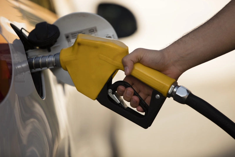 El Colegio de Agentes Comerciales de Sevilla y Provincia actúa en defensa de los colegiados ante la escalada de los precios del carburante